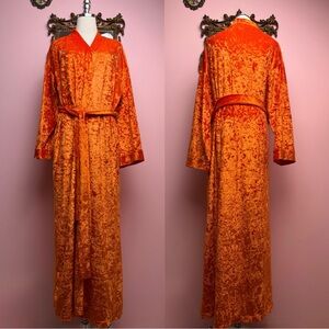 Vintage 1997 Victoria’s Secret Burnt Orange Crushed Velvet Maxi Robe Large